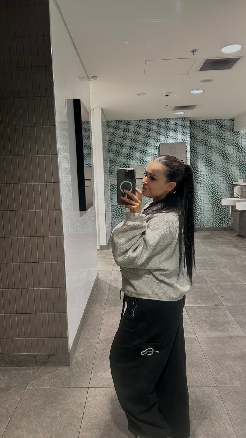 Customer photo review of Sleek Pony 26"