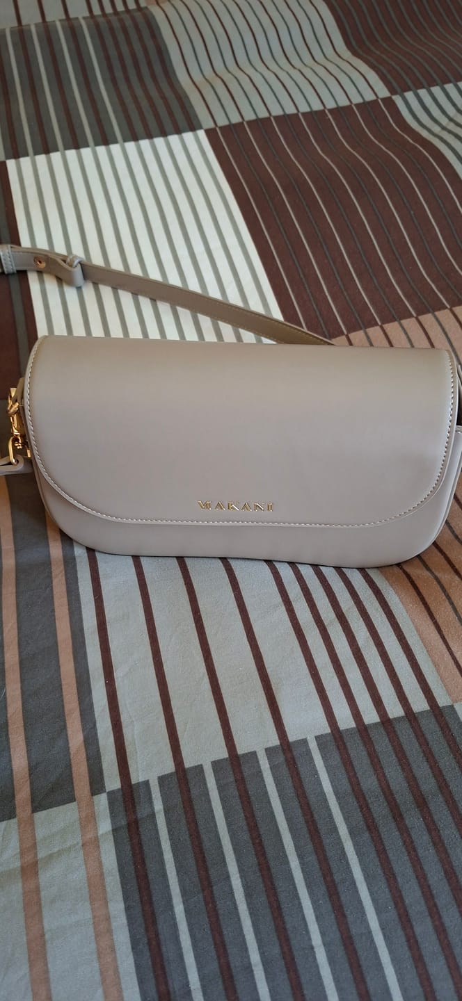 Customer photo review of CHLOIE - TAUPE