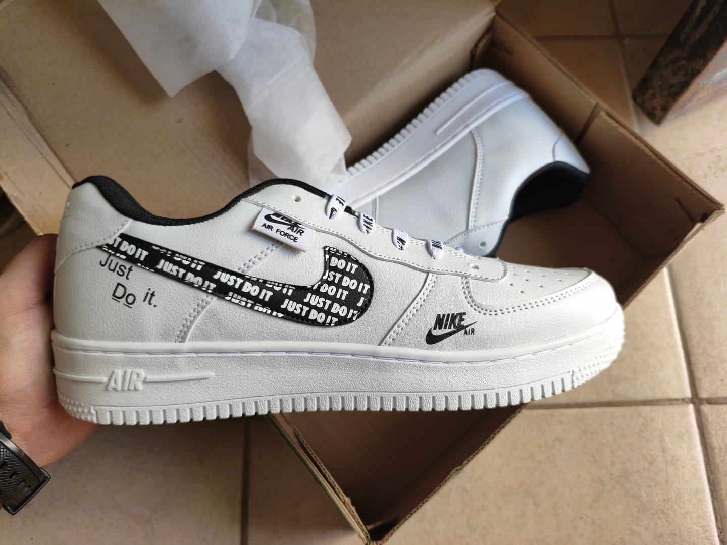 Customer photo review of Paq 6 Pares Tenis 270 Blanco Negro Negro 25/28.5