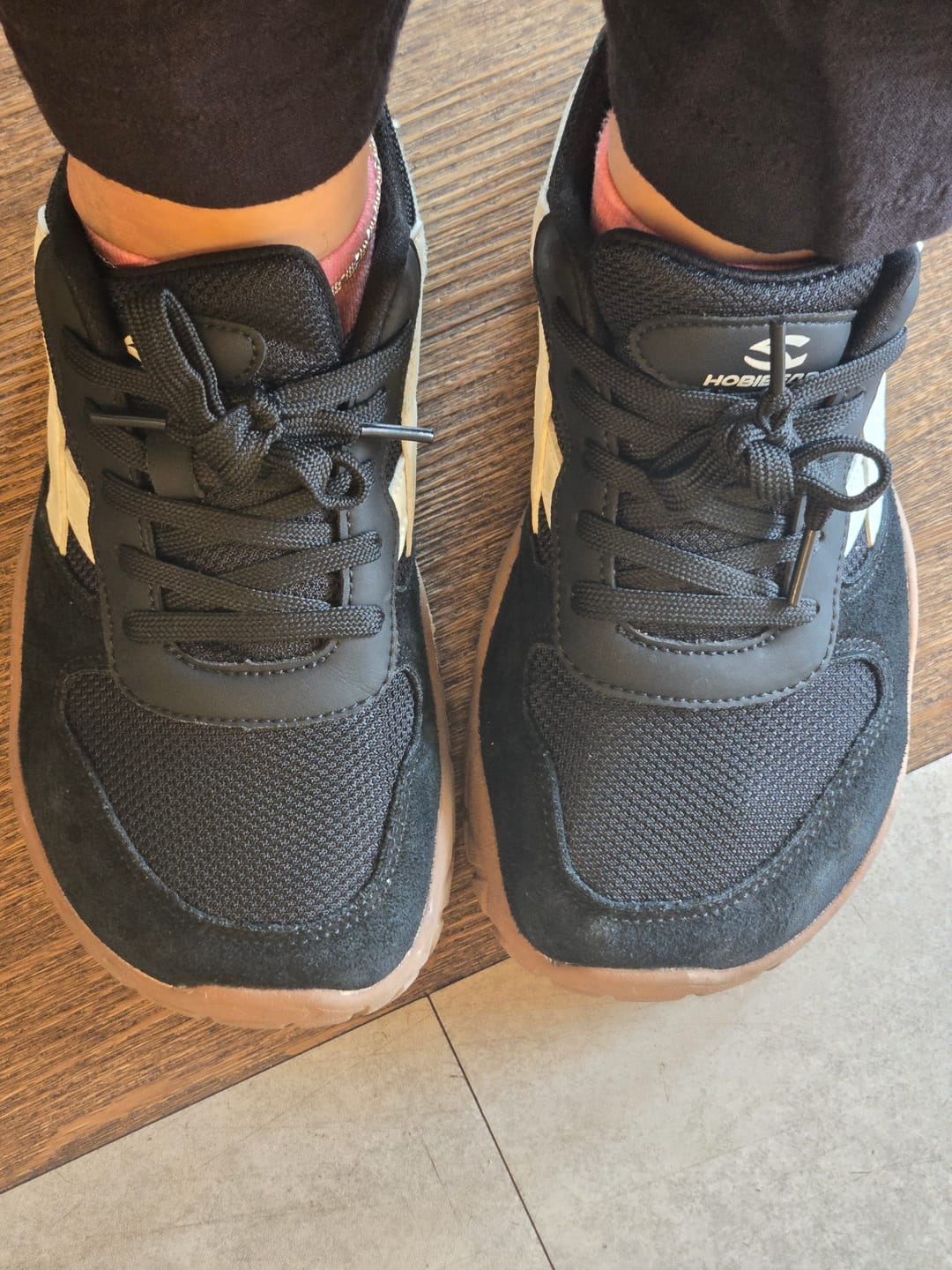 Customer photo review of Hareball - Wide Toe Sneakers
