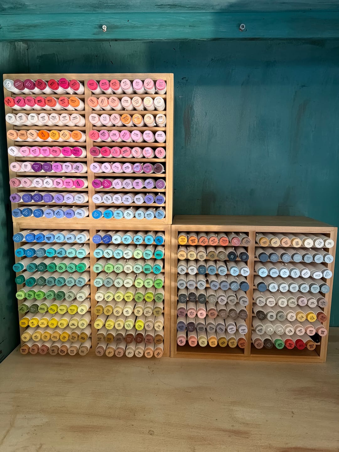 Customer photo review of Ohuhu Bamboo Marker Organizer
