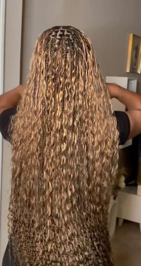 Customer photo review of #30 Light Brown Water Wave Human Crochet Hair