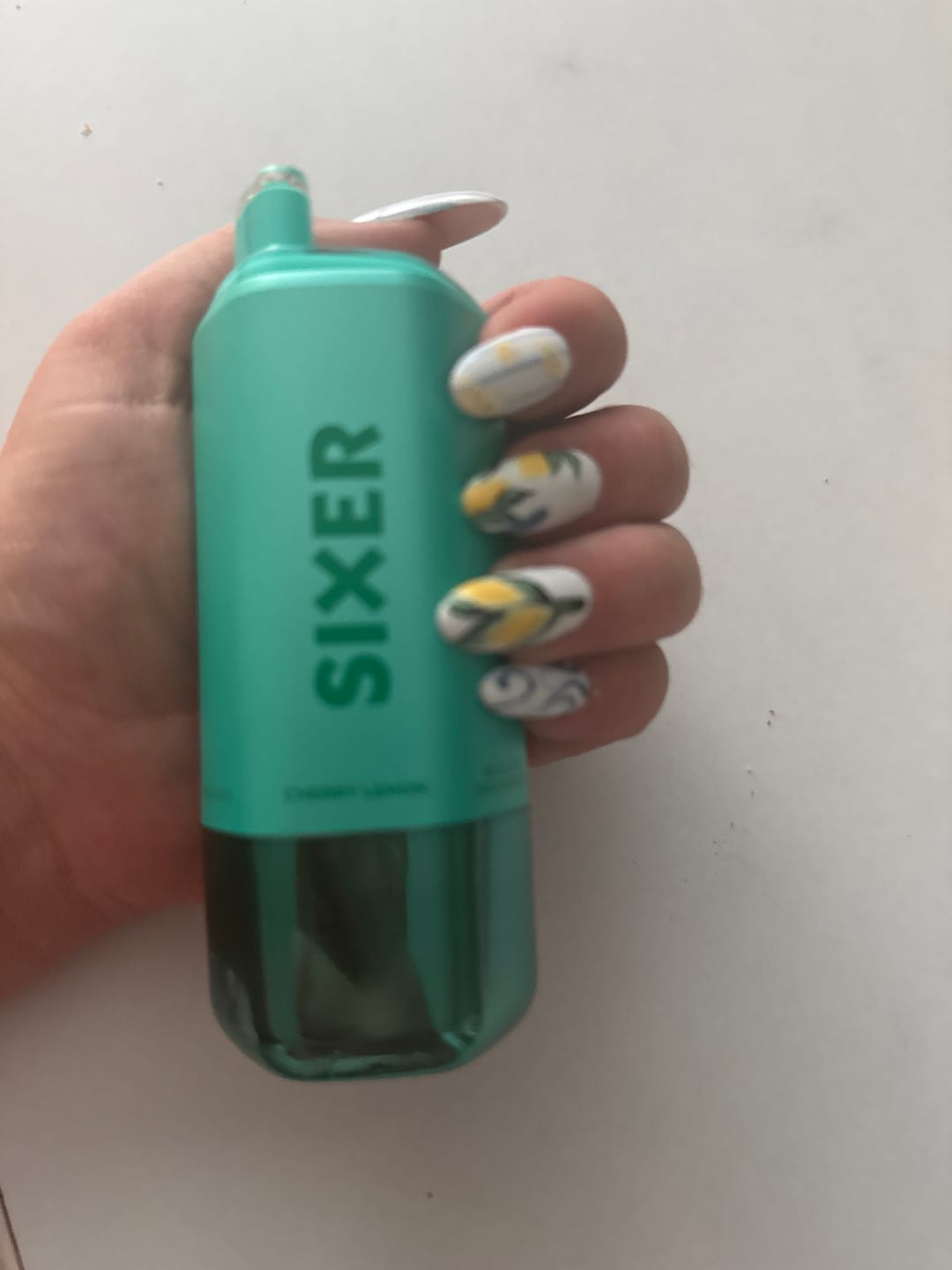 Customer photo review of VAPSOLO SIXER 180k | 6 sabores en 1