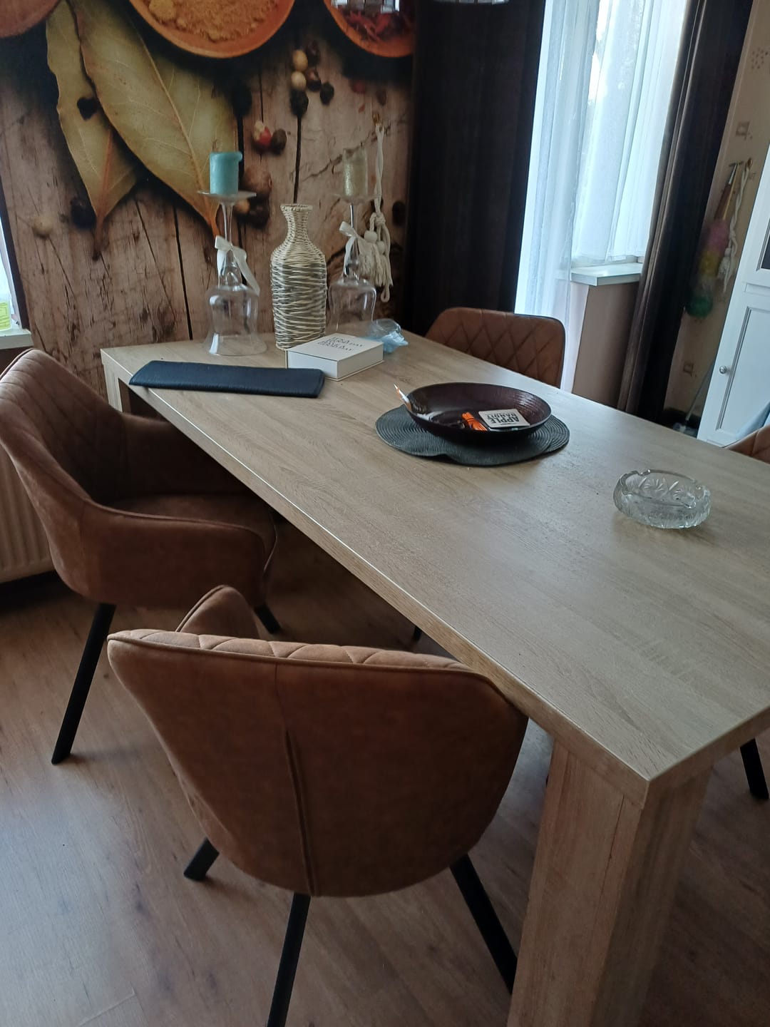 Customer photo review of Brione Draaibare Eetkamerstoel - Cognac