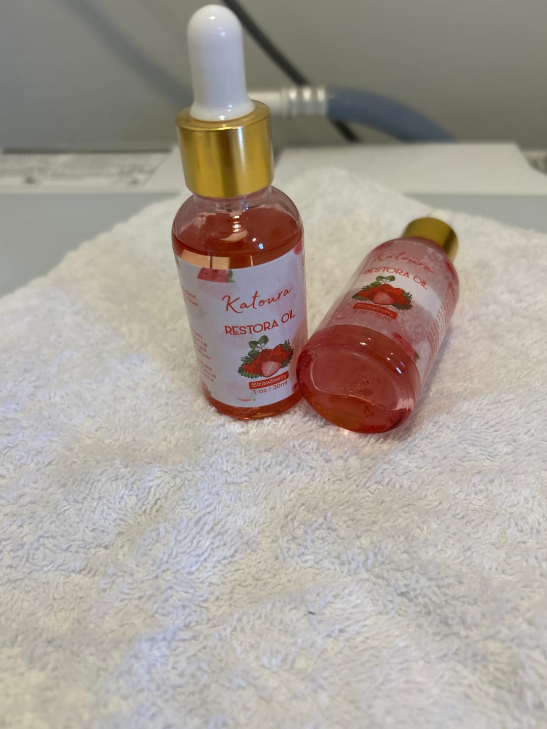 Customer photo review of Restora Oil  Strawberry