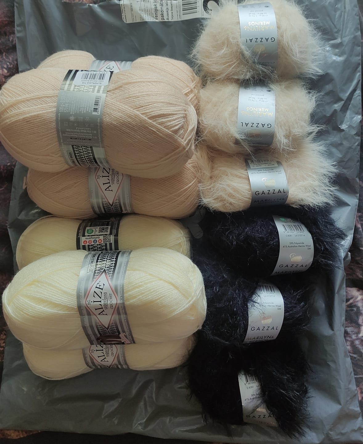 Customer photo review of Gazzal Marilyn & Merinos