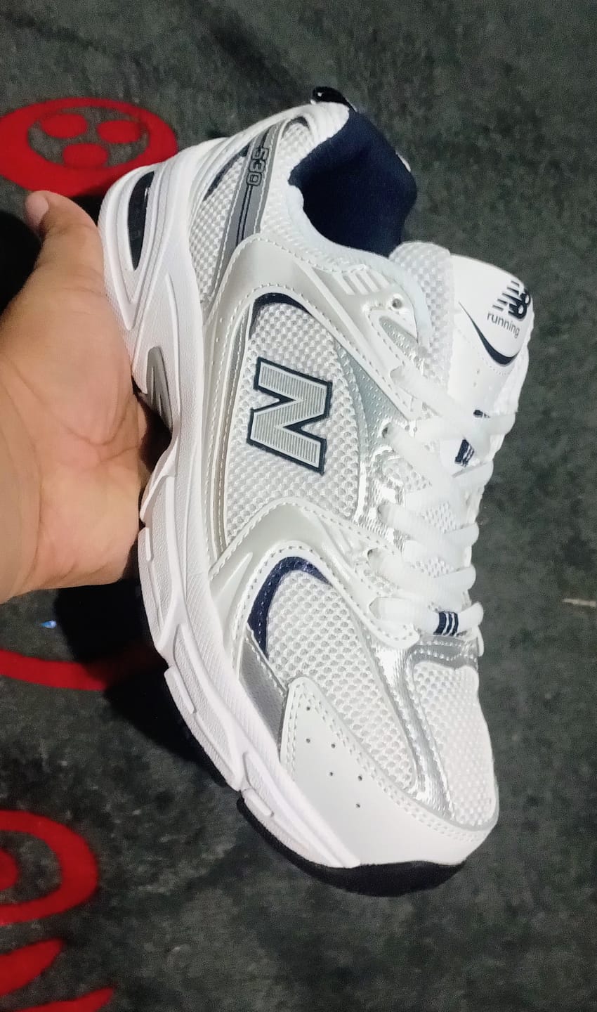 Customer photo review of Tenis New Balance 530 White Navy Importado