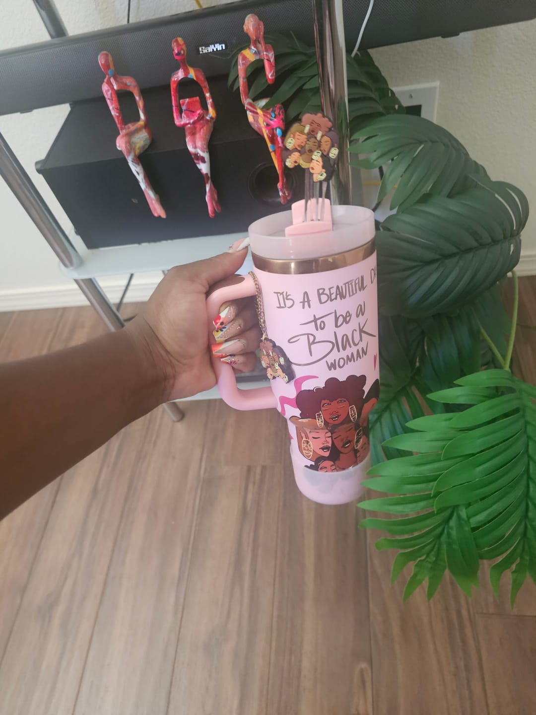 Customer photo review of Limited Edition "Crème Brûlée" Pink FlowSip™ Insulated Tumbler – Pinklomein x Cecilia's House