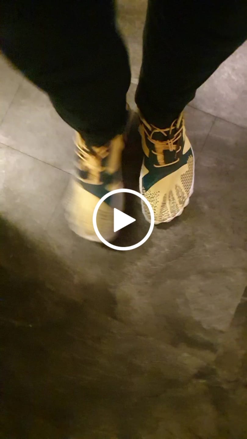 Customer video review of Vitality III - Barfußschuhe