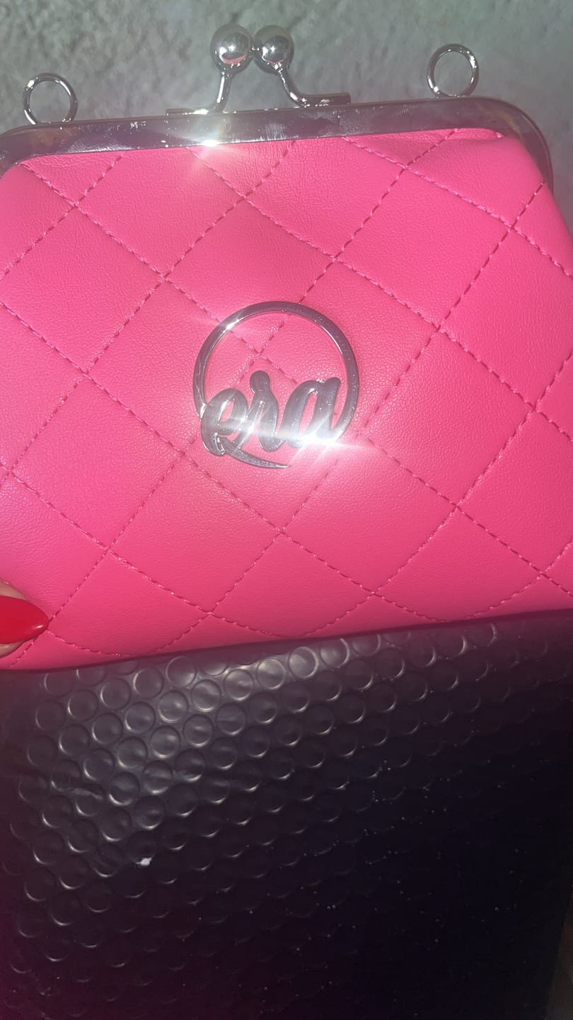 Customer photo review of ERA Mini Kisslock Chain Bag – Pink
