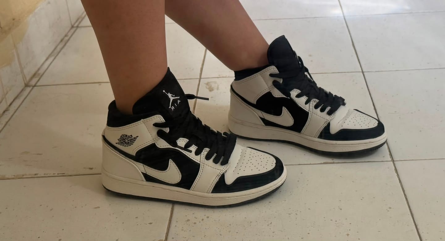Customer photo review of Tenis Dunk Niebla Blanco Niebla