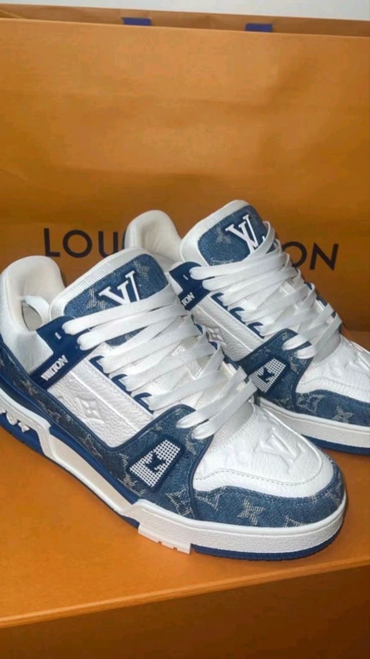 Customer photo review of Louis Vuitton Trainers