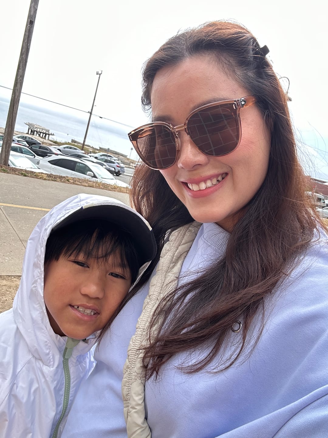 Customer photo review of Oversized Square-Round Frame Sunglasses UV 400 FD020/FD421