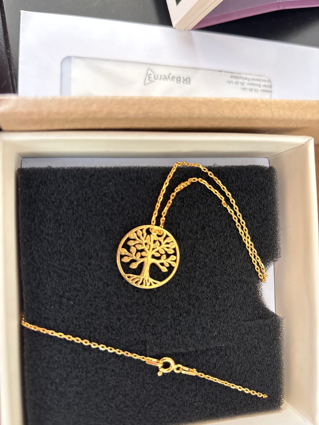 Customer photo review of Halskette "Tree of Life"