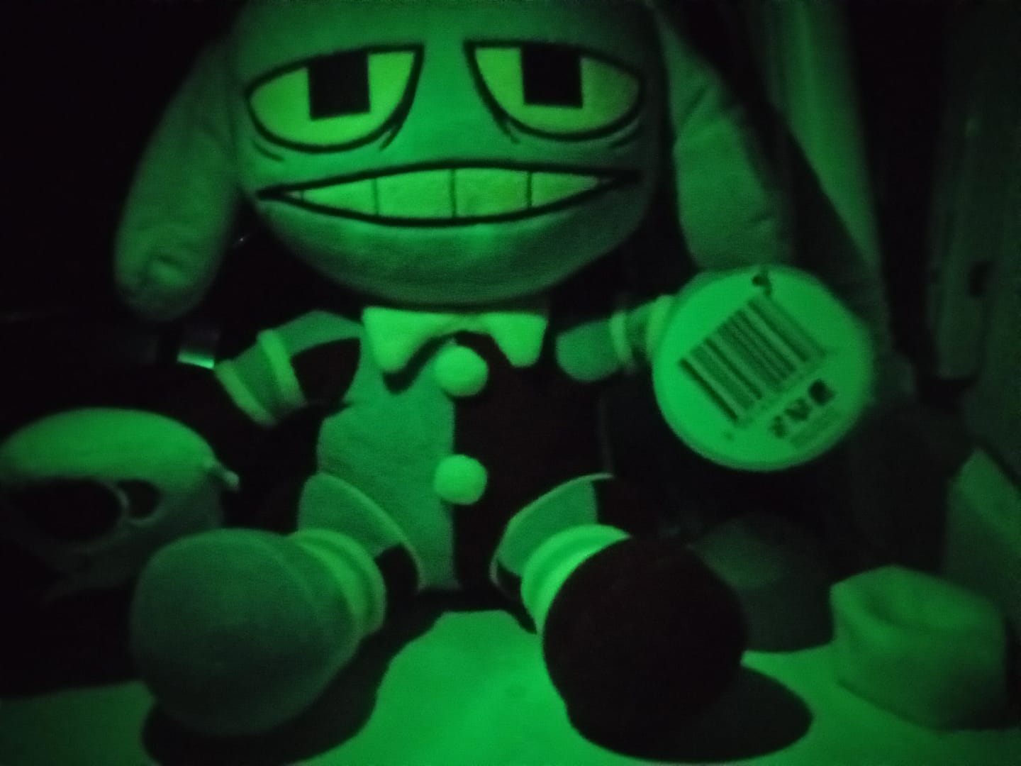 Customer photo review of Pomni-Suit Jax Plush