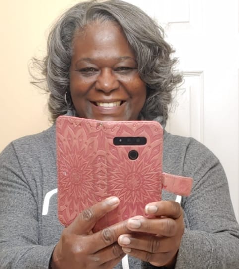 Customer photo review of Luvwin 5x5 Salt And Pepper Gray Color Glueless Pre-Cut Lace Short Layered Loose Wave Wig 100% Human Hair