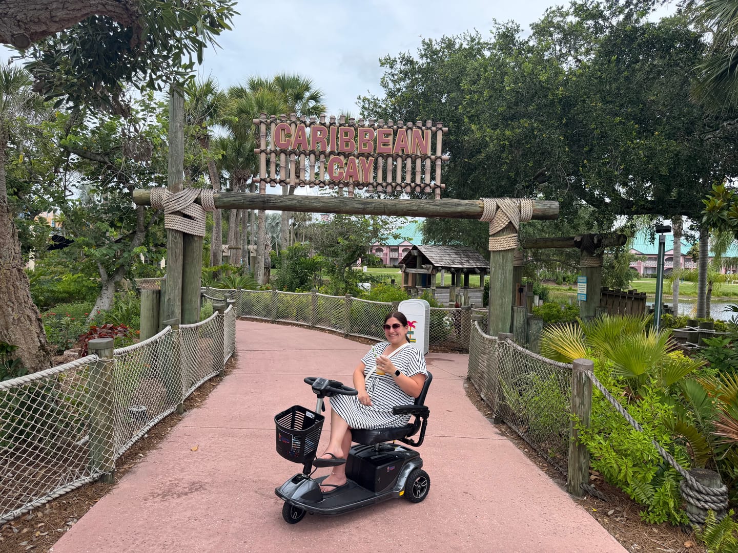 Customer photo review of Multiday Rental 3 Wheel 400 Pound Rated Scooter