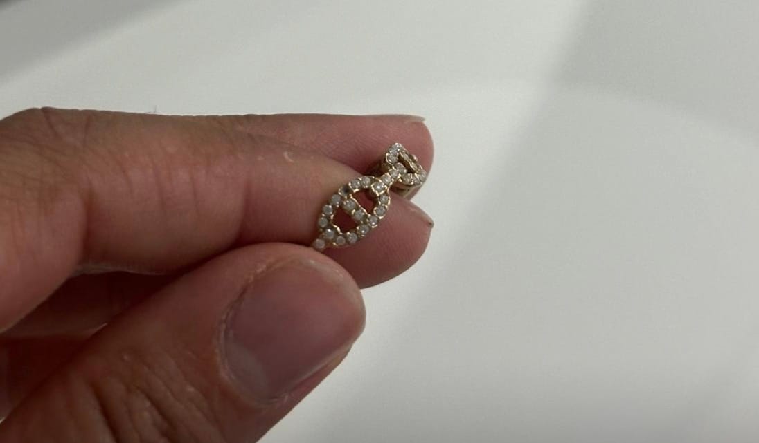 Customer photo review of Pave Flow Deluxe Ring 14K Vergoldet