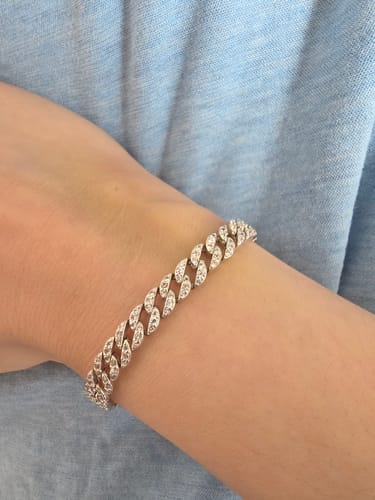 Customer photo review of PULSERA PANDORA TENIS TIMELESS PAVE CUBANA BRILLANTE PLATA .925 + KIT DE REGALO