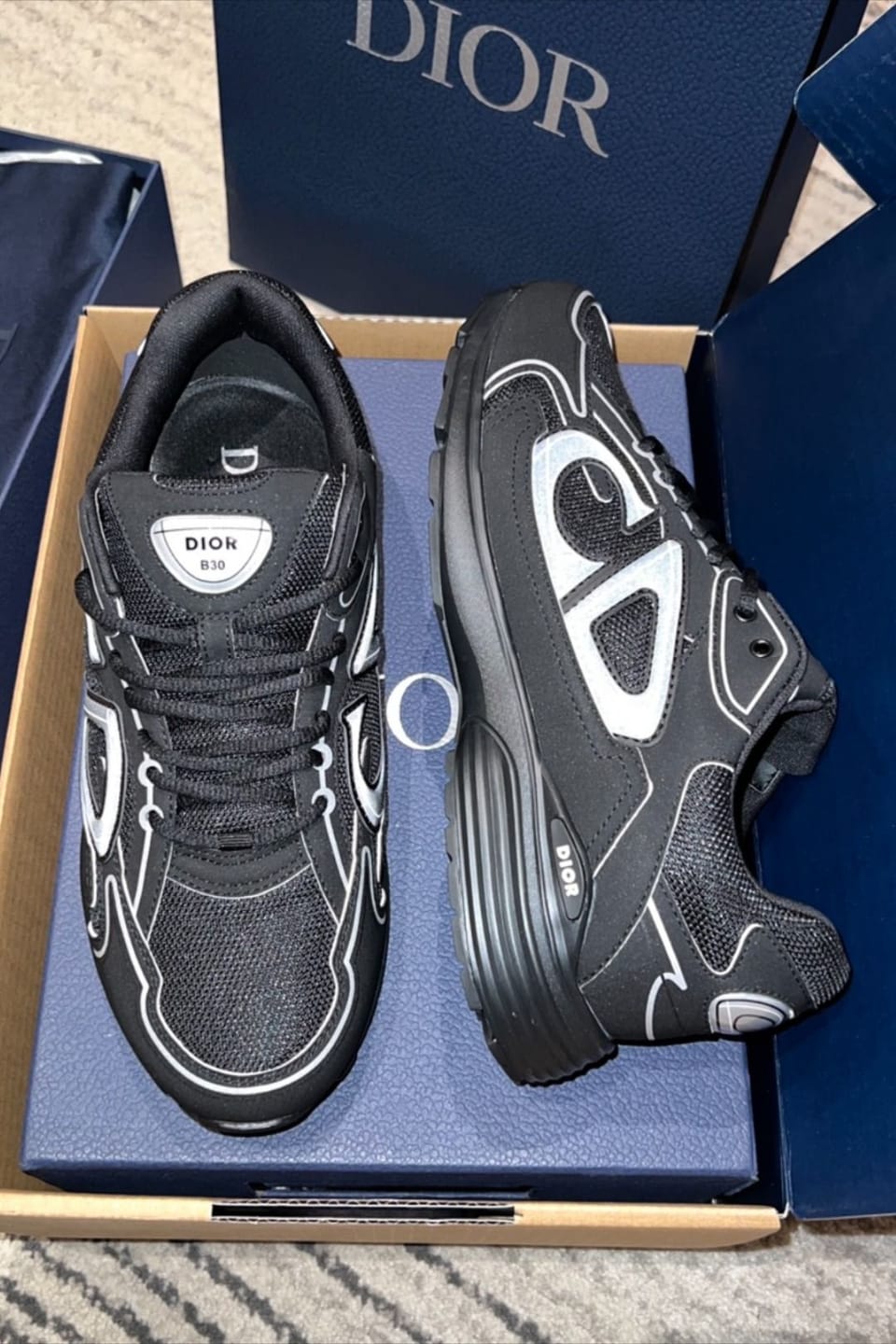 Customer photo review of Dior B30