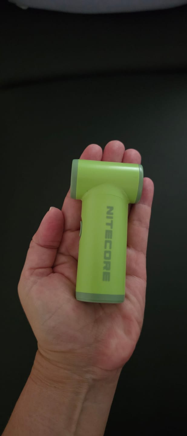 Customer photo review of NEF Nano - Palm-Sized High-Speed Handheld Fan