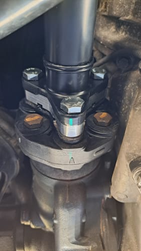 Customer photo review of Front Driveshaft Cardan Spacer – BMW X5 E53 xDrive | Anti-Vibration | OEM 26207524371
