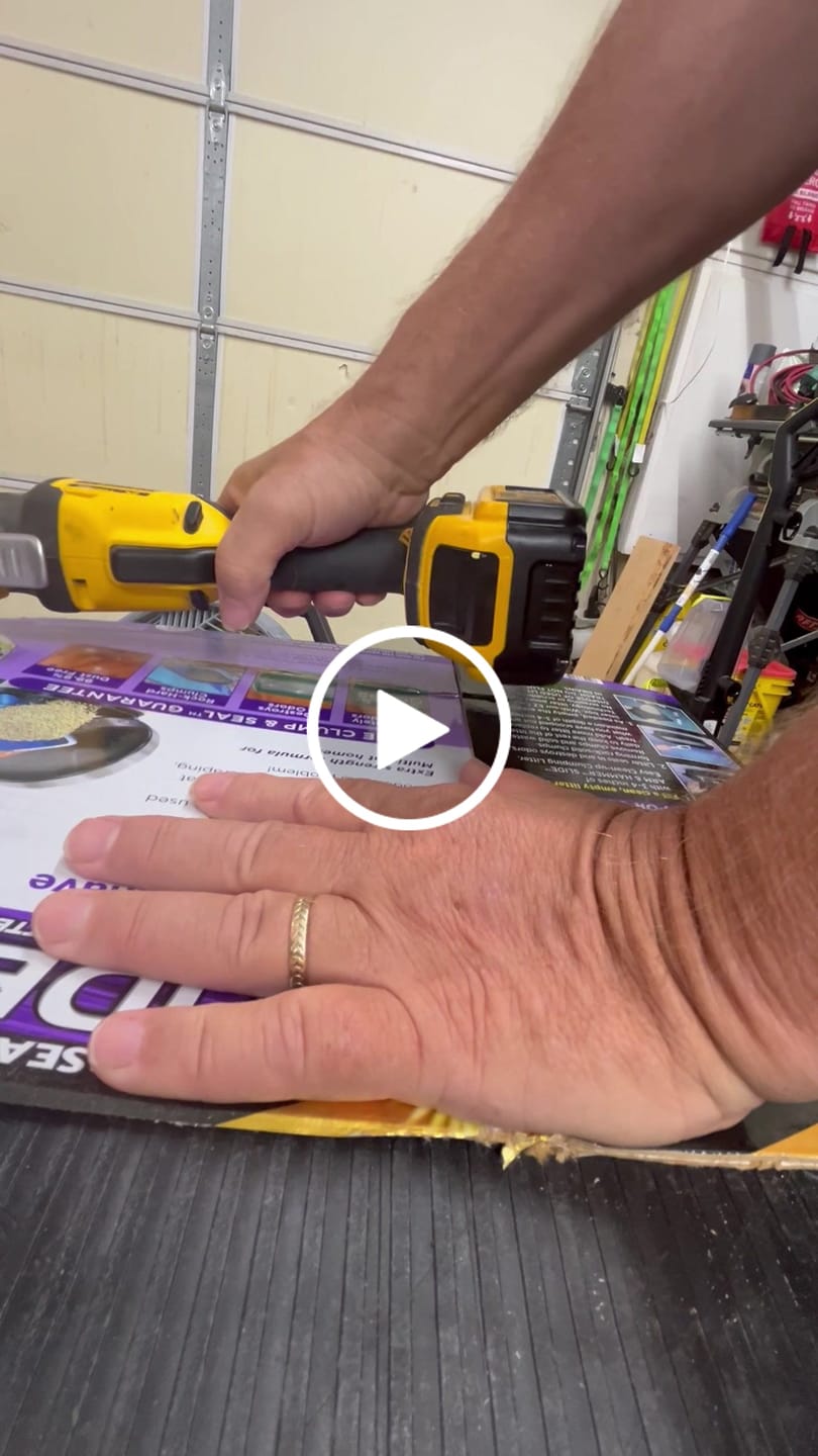 Customer video review of Oscillating Multi tool Hook Knife Blade for Cutting Soft Materials Roofing Shingles, PVC Carpet and Cardboard
