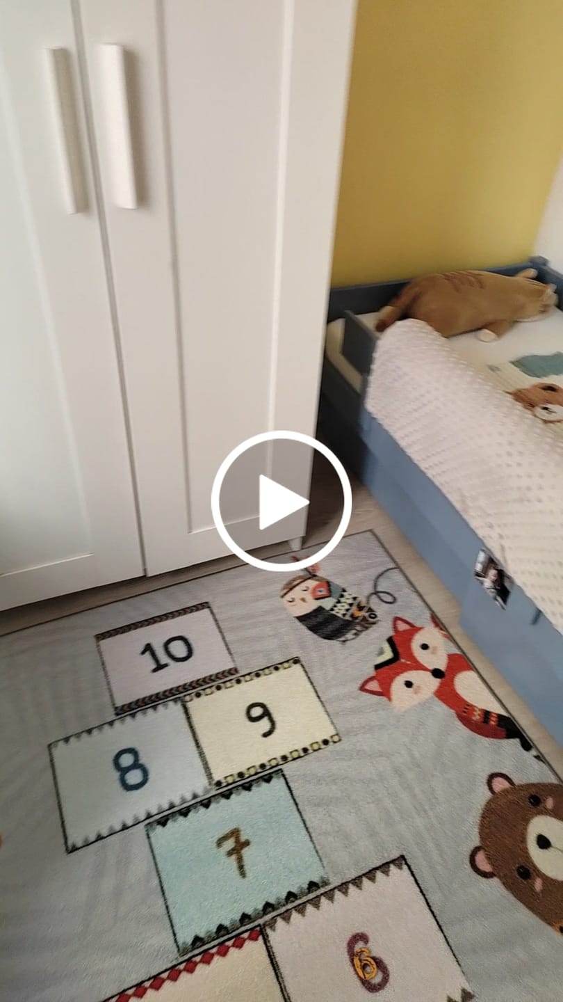 Customer video review of Sengepakke: Juniorseng 70x160 cm med skuffer & sengehest, Dusted Blue