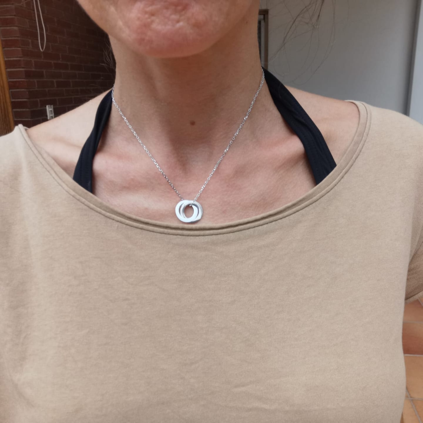 Customer photo review of Collar Amity - Personalizado