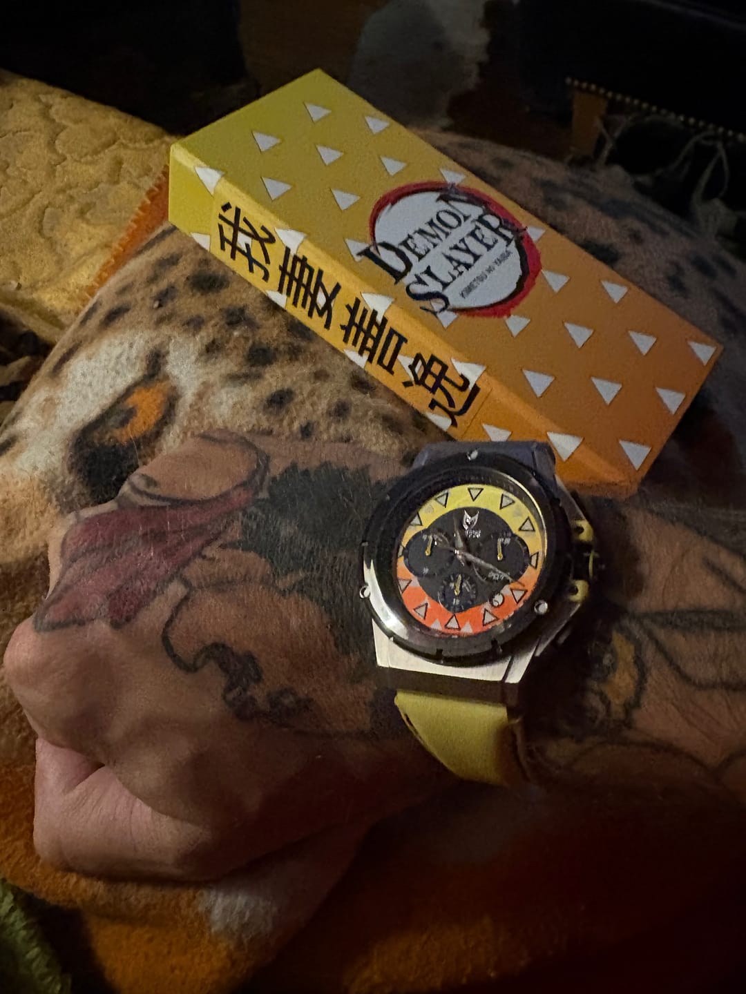 Customer photo review of AM292DS - DEMON SLAYER ZENITSU WATCH