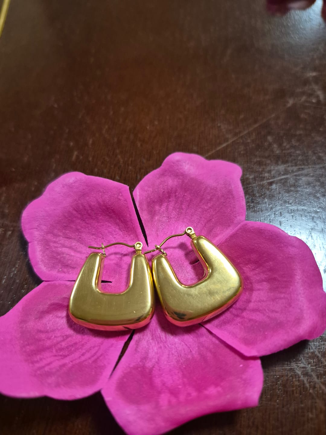 Customer photo review of Collar Doble Luna & Estrella - Enchape de Oro 18k