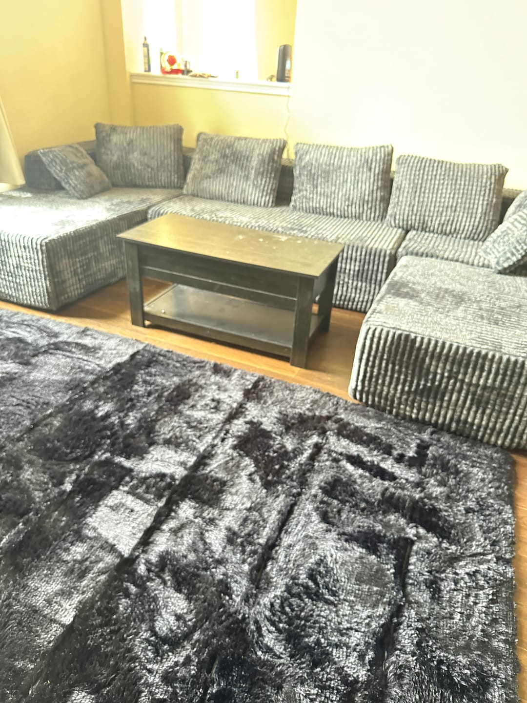 Customer photo review of U Shape Corduroy Modular Cloud Sectional Sofa 🛋️📦 | No Assembly 🚚 Ships in 3–7 days
🔥 Limited stock
