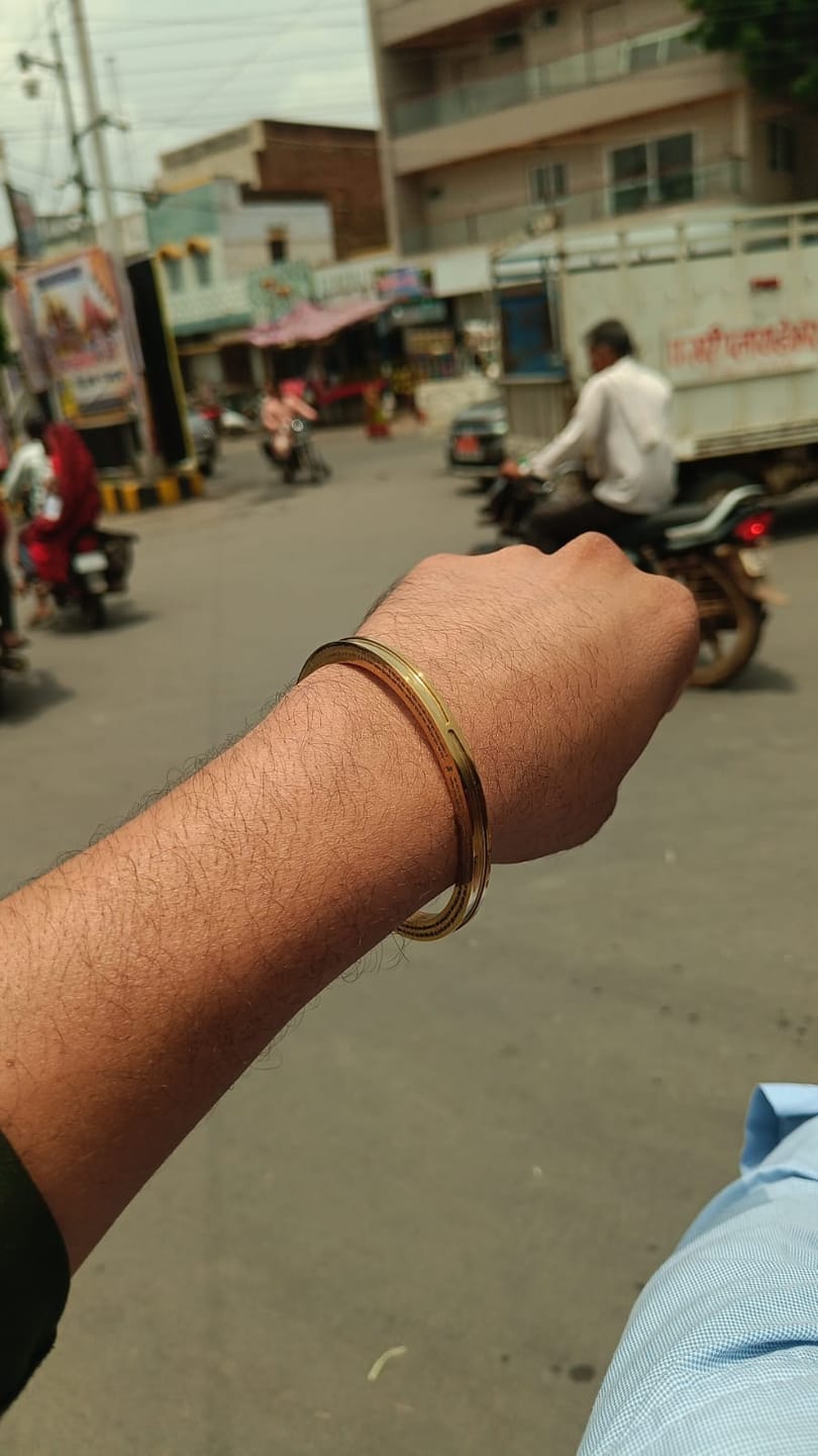 Customer photo review of Hanuman Chalisa Shakti Kada