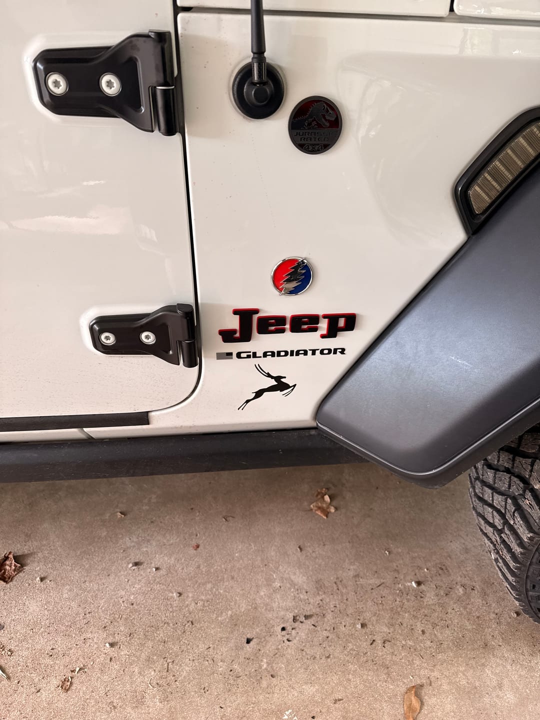 Customer photo review of Retro Jeep "Square" Wrangler/Gladiator Fender Emblems - PAIR L/R Sides - Two Color Stacked