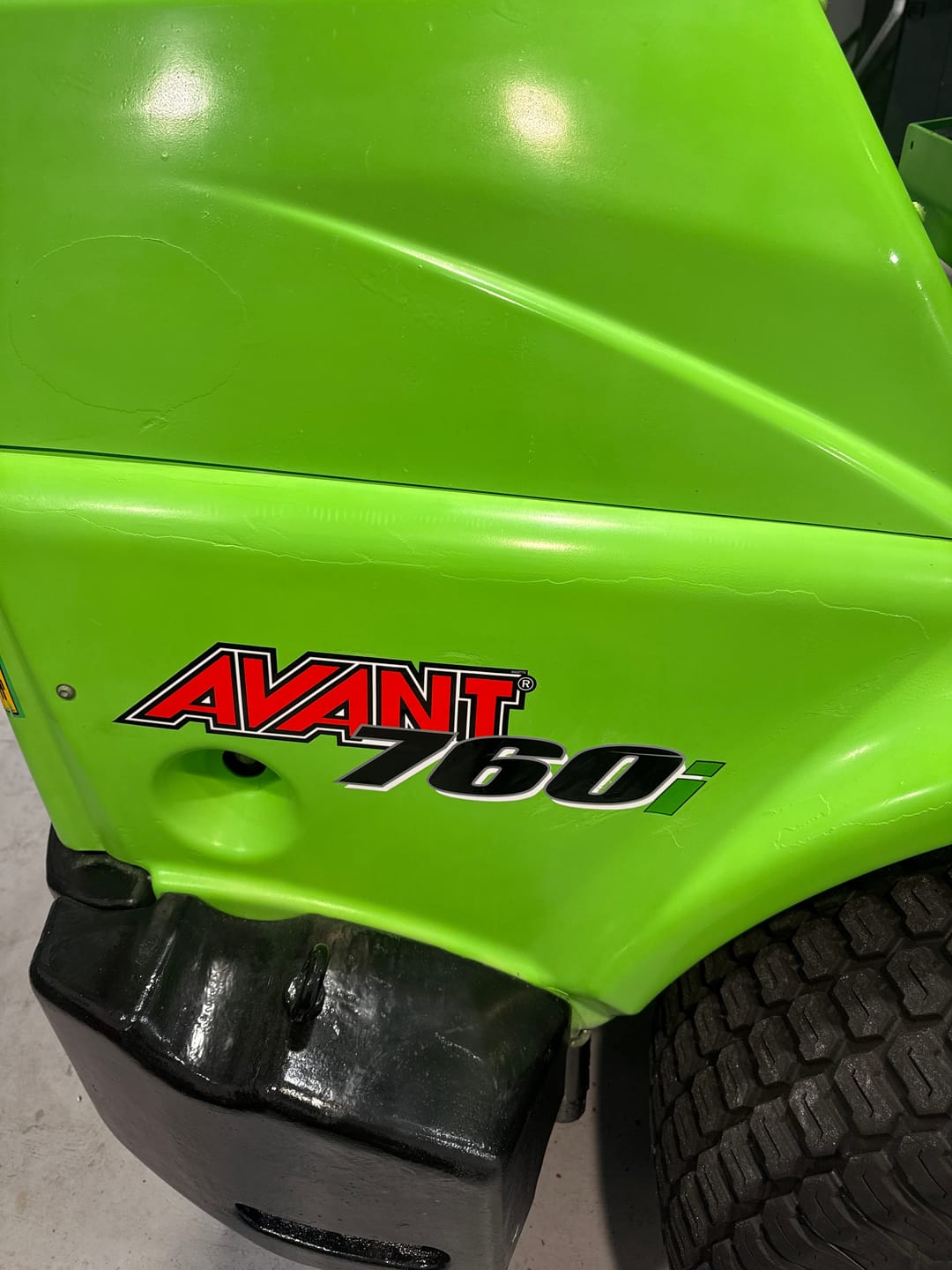 Customer photo review of Avant Parts - DECAL AVANT 760i , RE - A422775