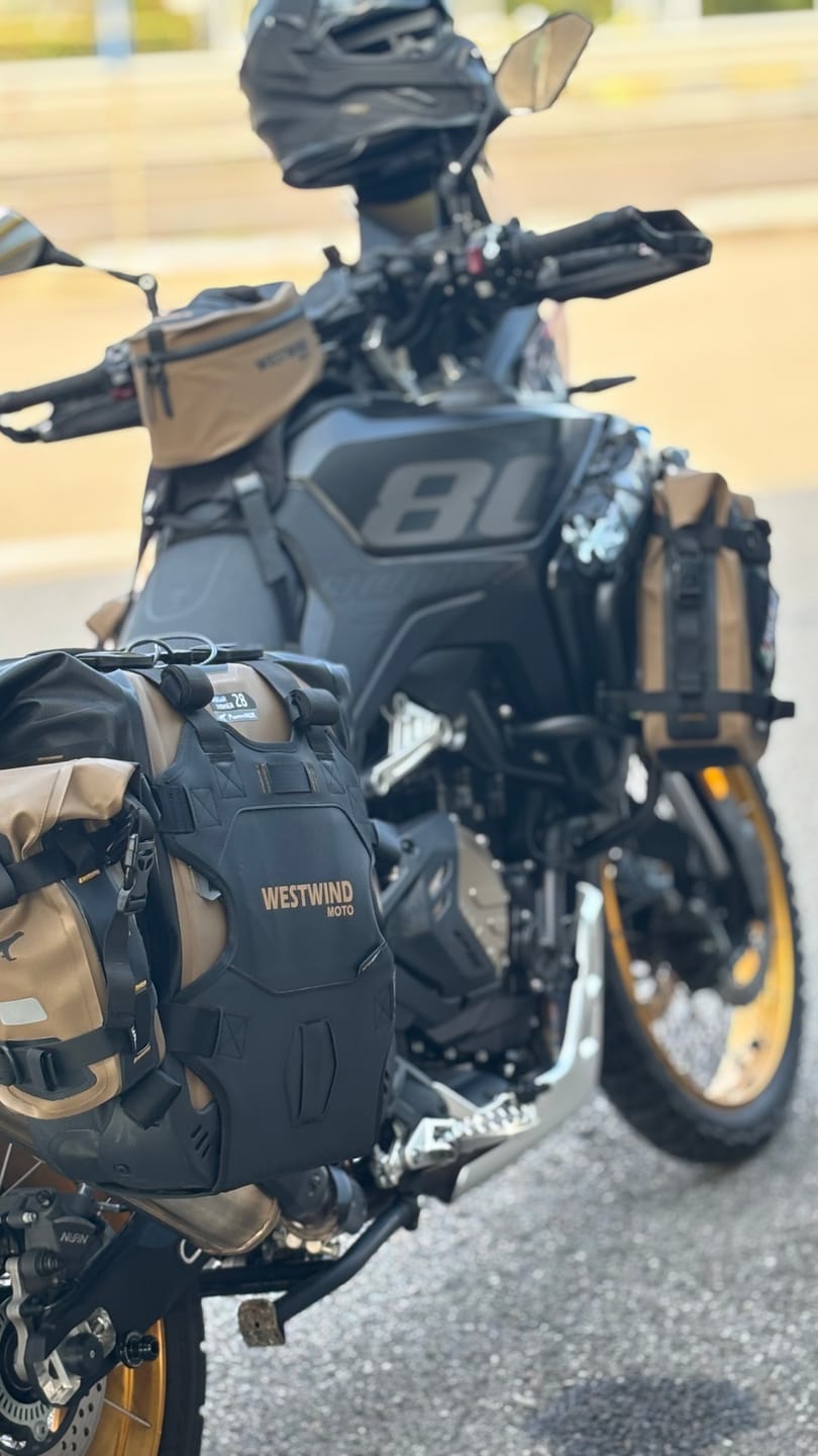 Customer photo review of Hussar Tank Bag