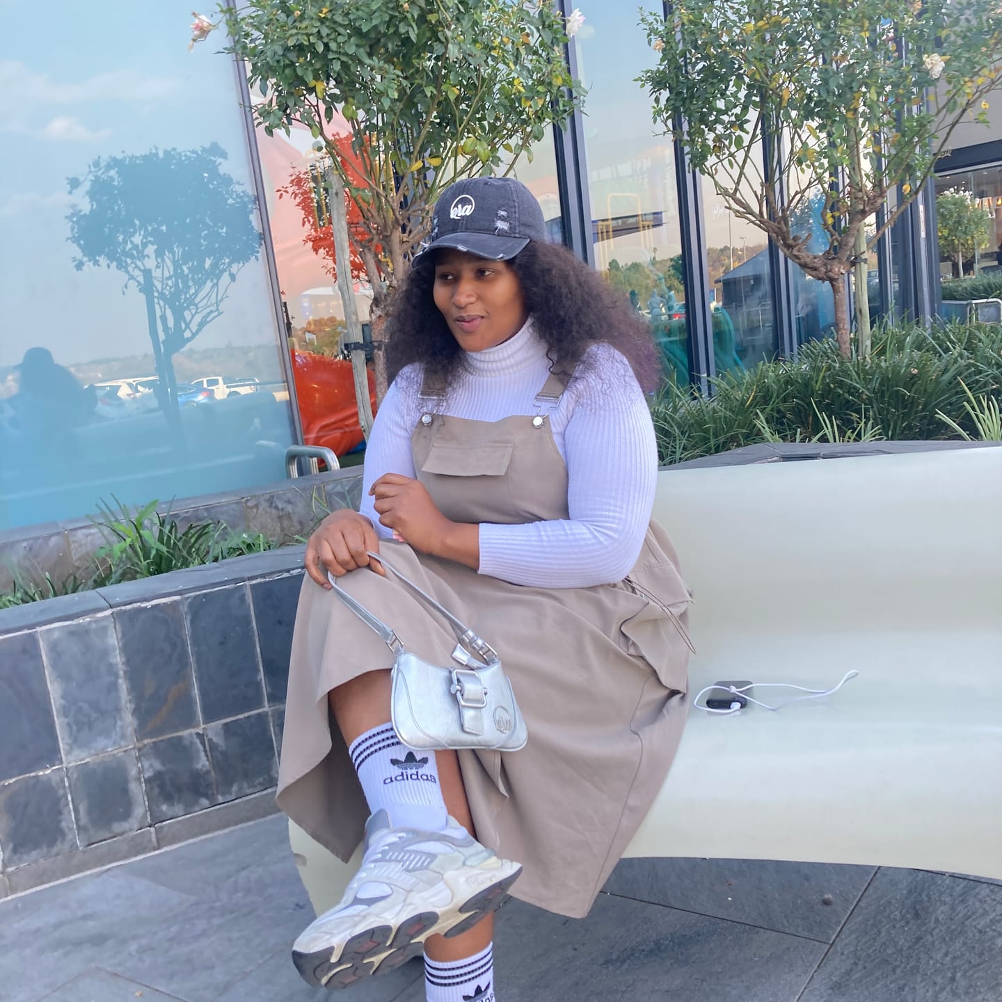 Customer photo review of Silver Lily Shoulder Bag