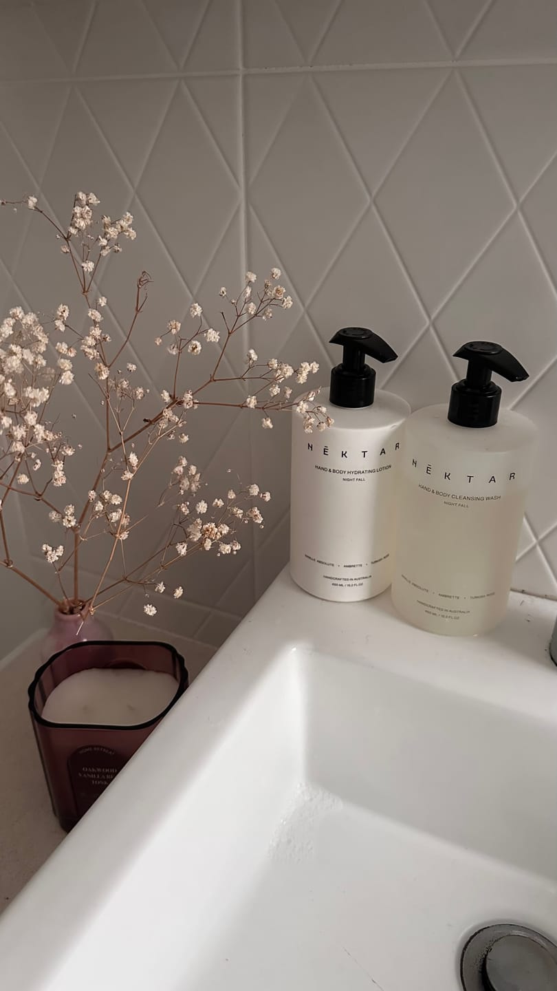 Customer photo review of Night Fall Hand & Body Hydrating Lotion