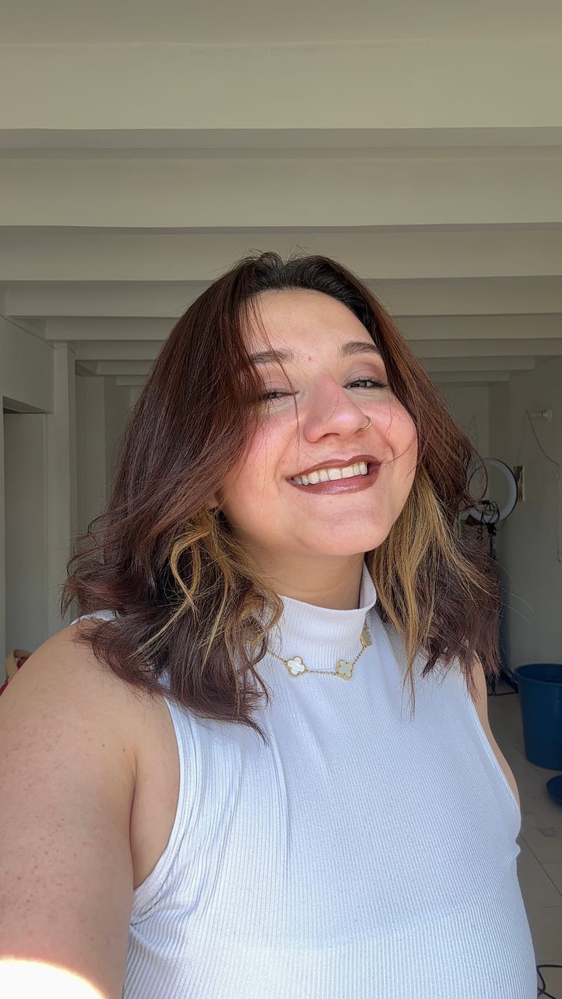 Customer photo review of LIP CONTOUR DREAMY X HONEY VAL