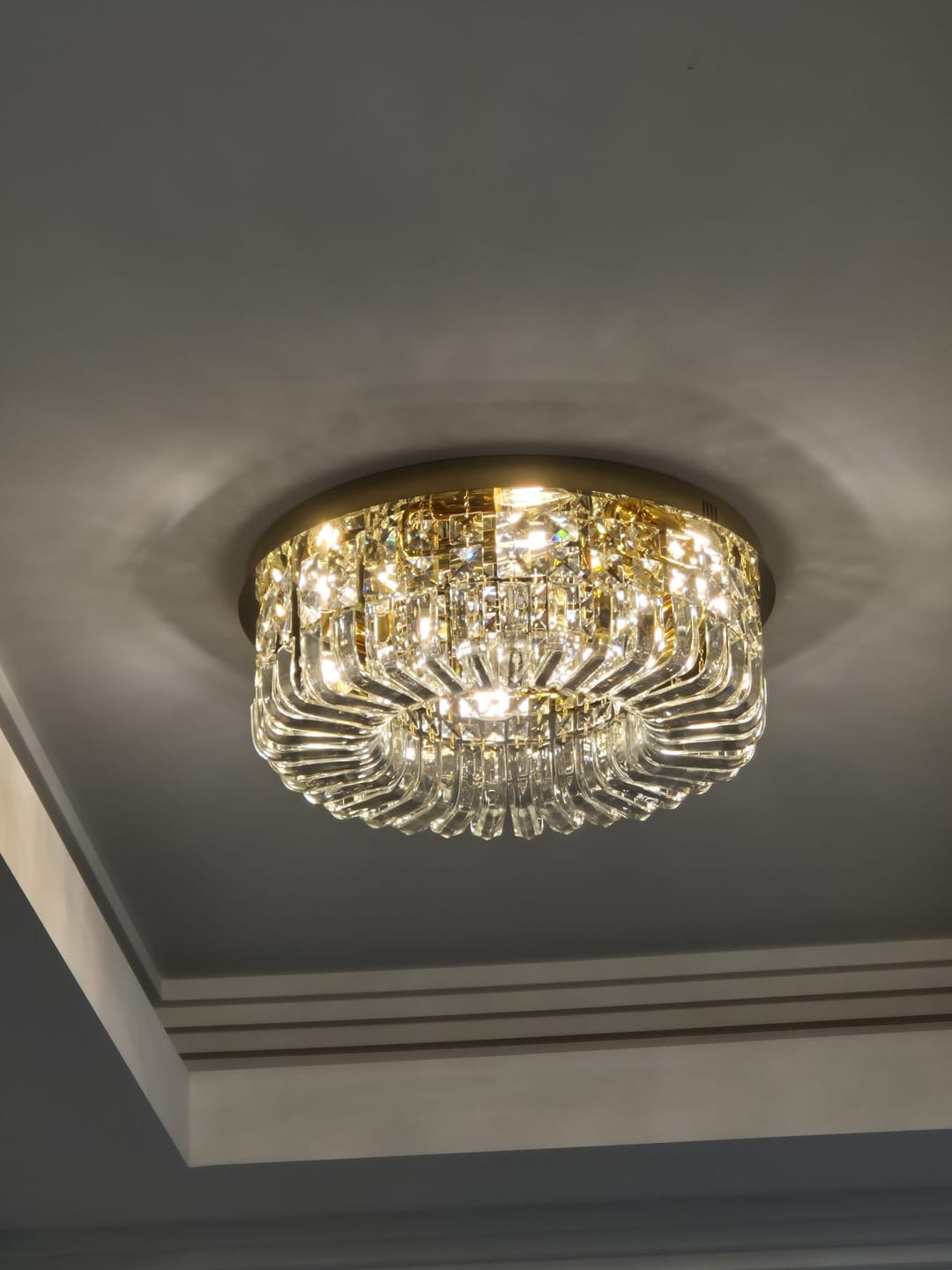 Customer photo review of Modern Luxury Crystal Round Ceiling Light