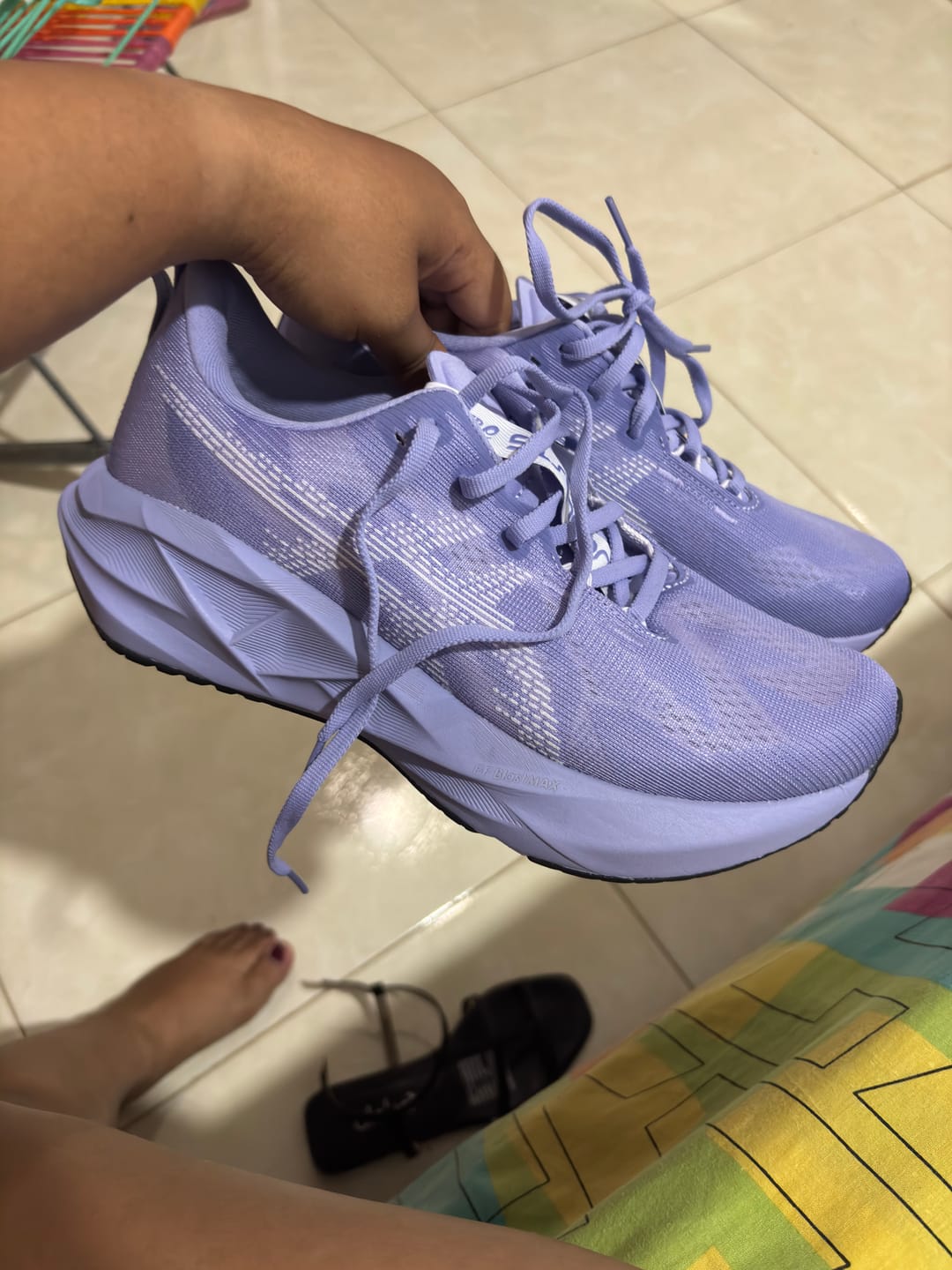 Customer photo review of Asics Novablast 5 Mujer Bluebell Lilac Hint