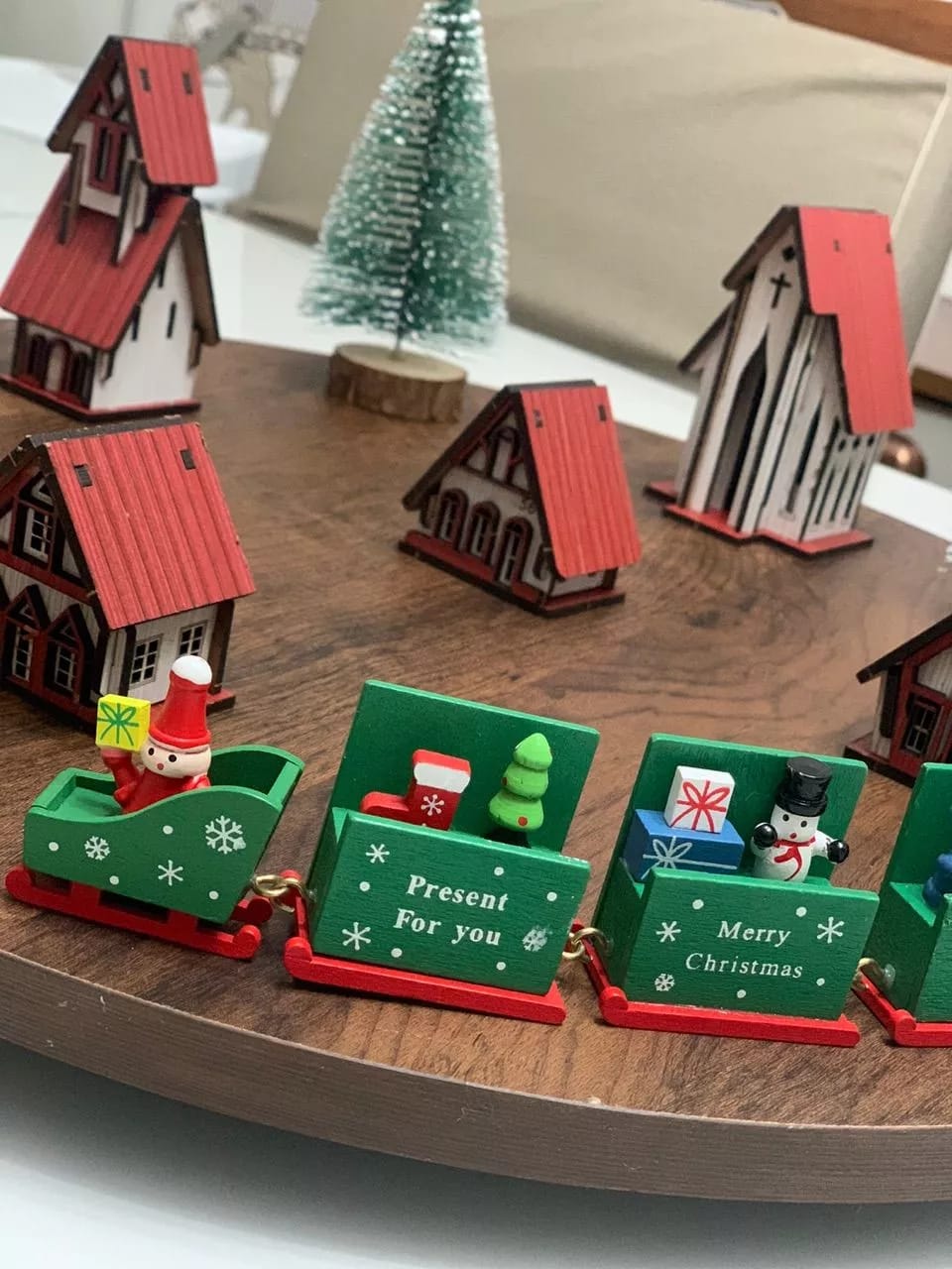 Customer photo review of Decoração de Natal Vila de casas 5 peças