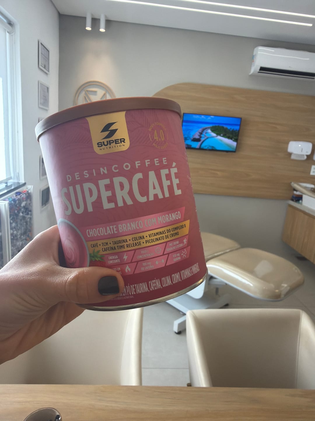 Customer photo review of Supercafé Chocolate Branco com Morango