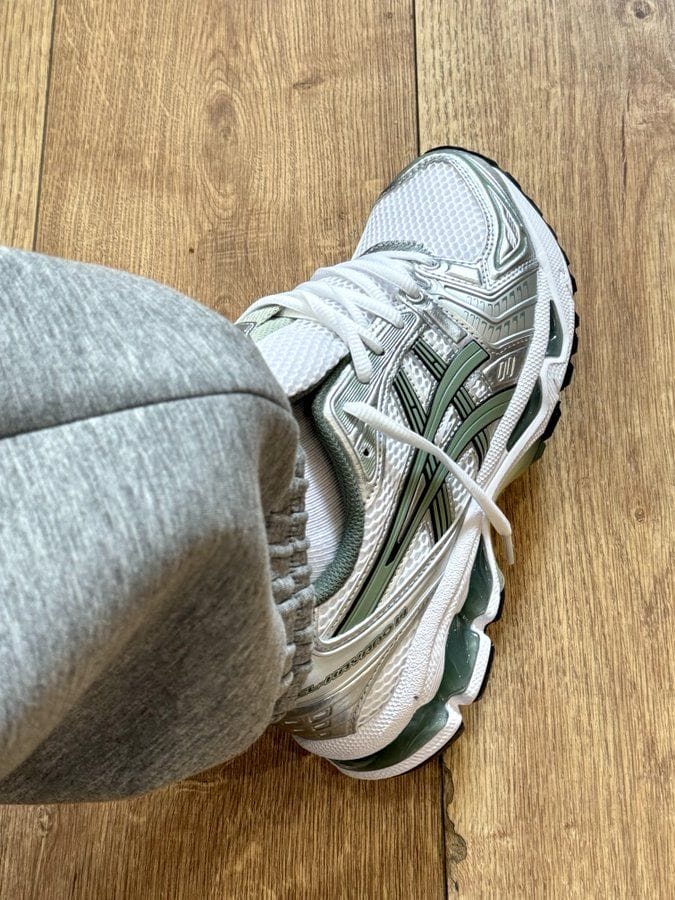 Customer photo review of Asics Gel Kayano 14