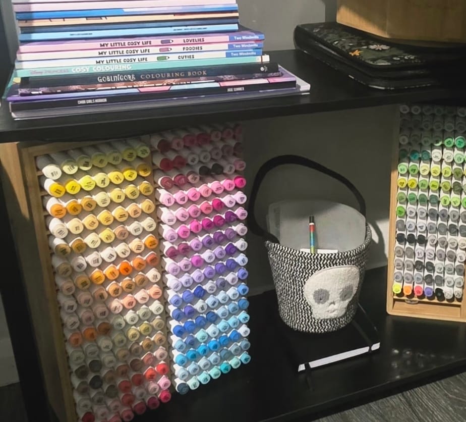 Customer photo review of Ohuhu Bamboo Marker Organizer