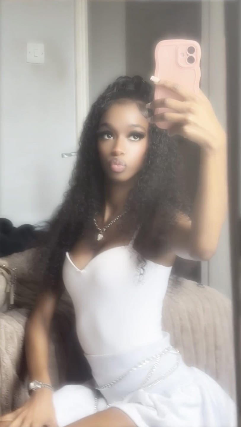 Customer photo review of Wavymy Pre-Bleached HD Lace Wear & Go Pre-Cut Wigs Dome Cap Glueless Water Wave 7x5 Lace Closure Wig 180% Density