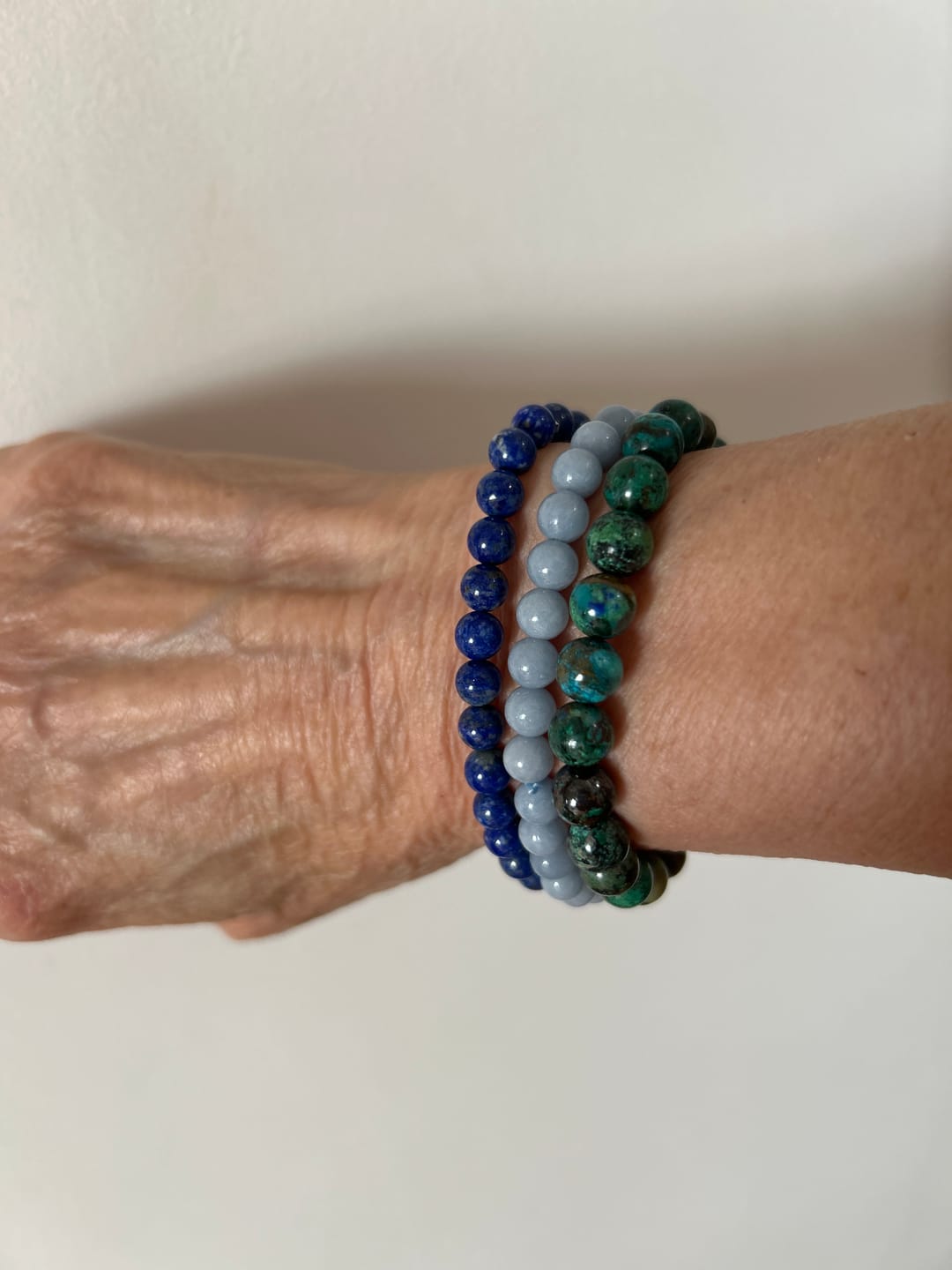 Customer photo review of Bracelet Angélite 6mm