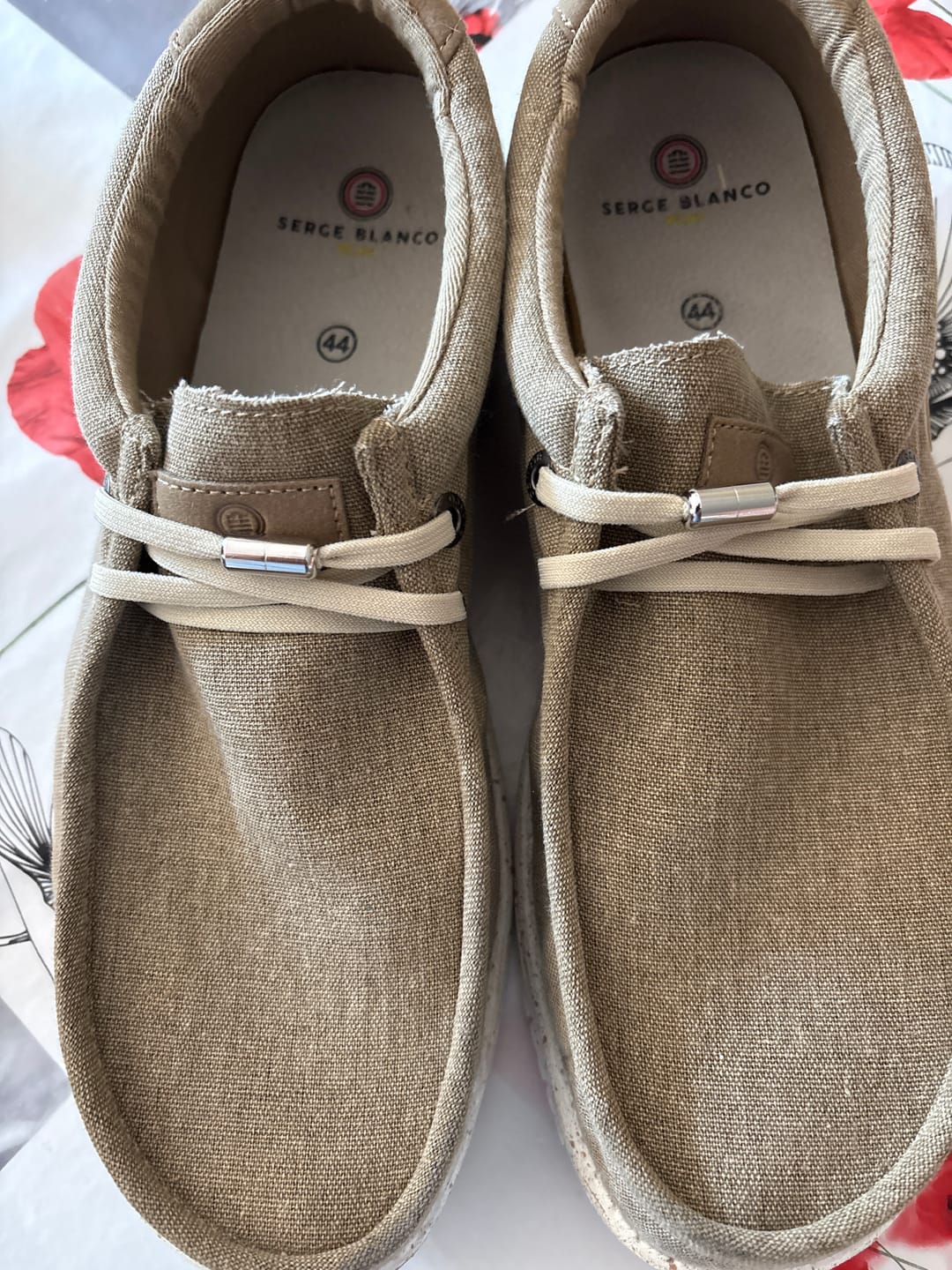 Customer photo review of Chaussures bateau Saint-Jean beige