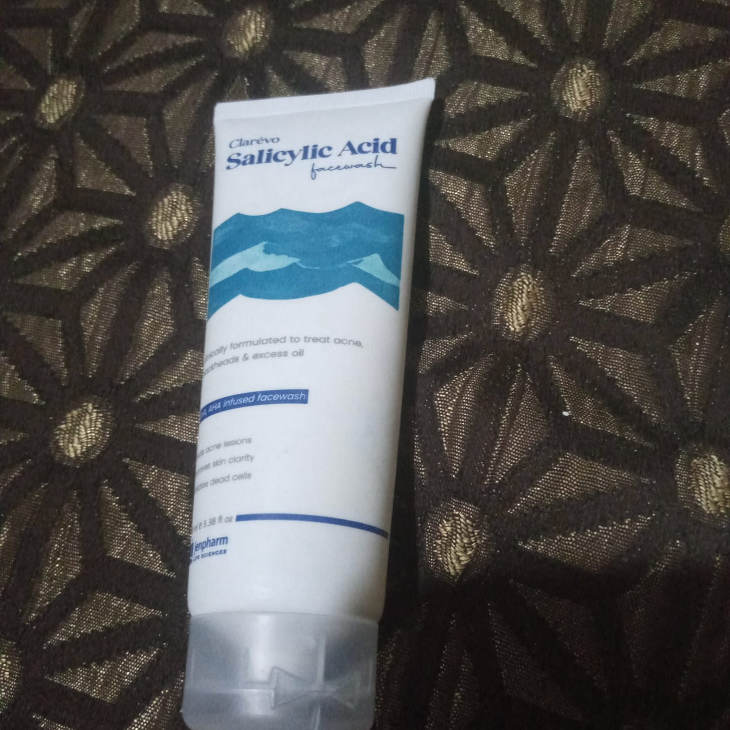 Customer photo review of Clarevo Salicylic Acid Facewash