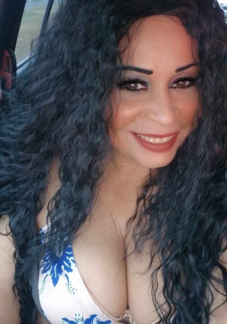 Customer photo review of Sensationnel Instant Weave Half Wig - TUSCANY